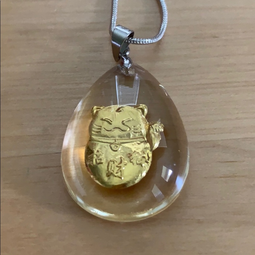 Lucky Gold Cat Pendent